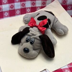 Vintage Tonka Pound Puppy Plush 1985 with original ribbon
